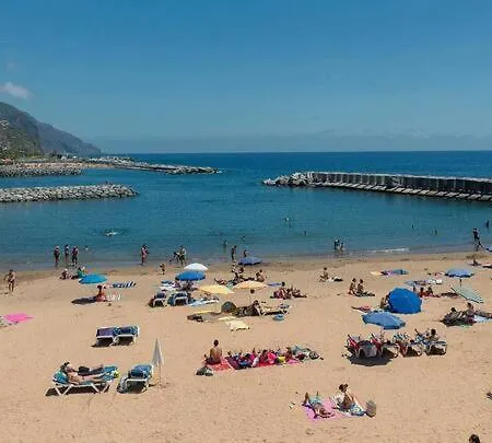 ホームステイ Skyline